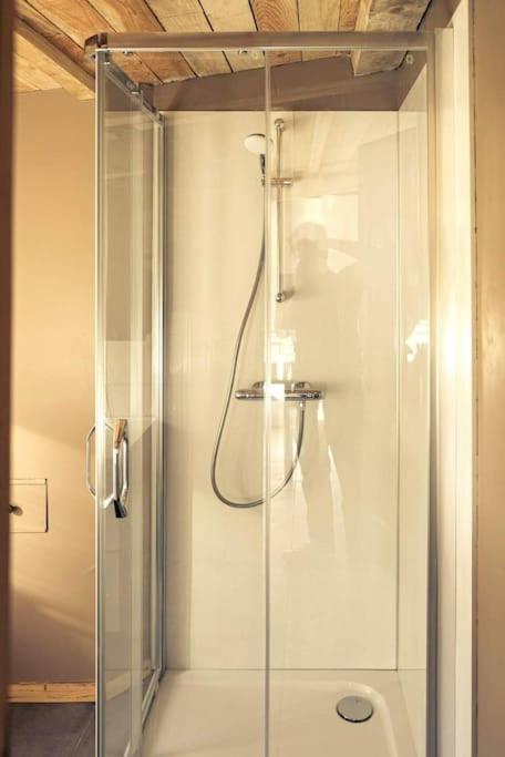 Le P'Tit Nid : Mini Loft Pour 2 A 4 Personnes Villa Tellin Buitenkant foto